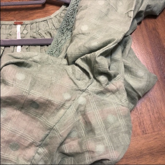 NWOT free people button front cropped long sleeve - Picture 8 of 8